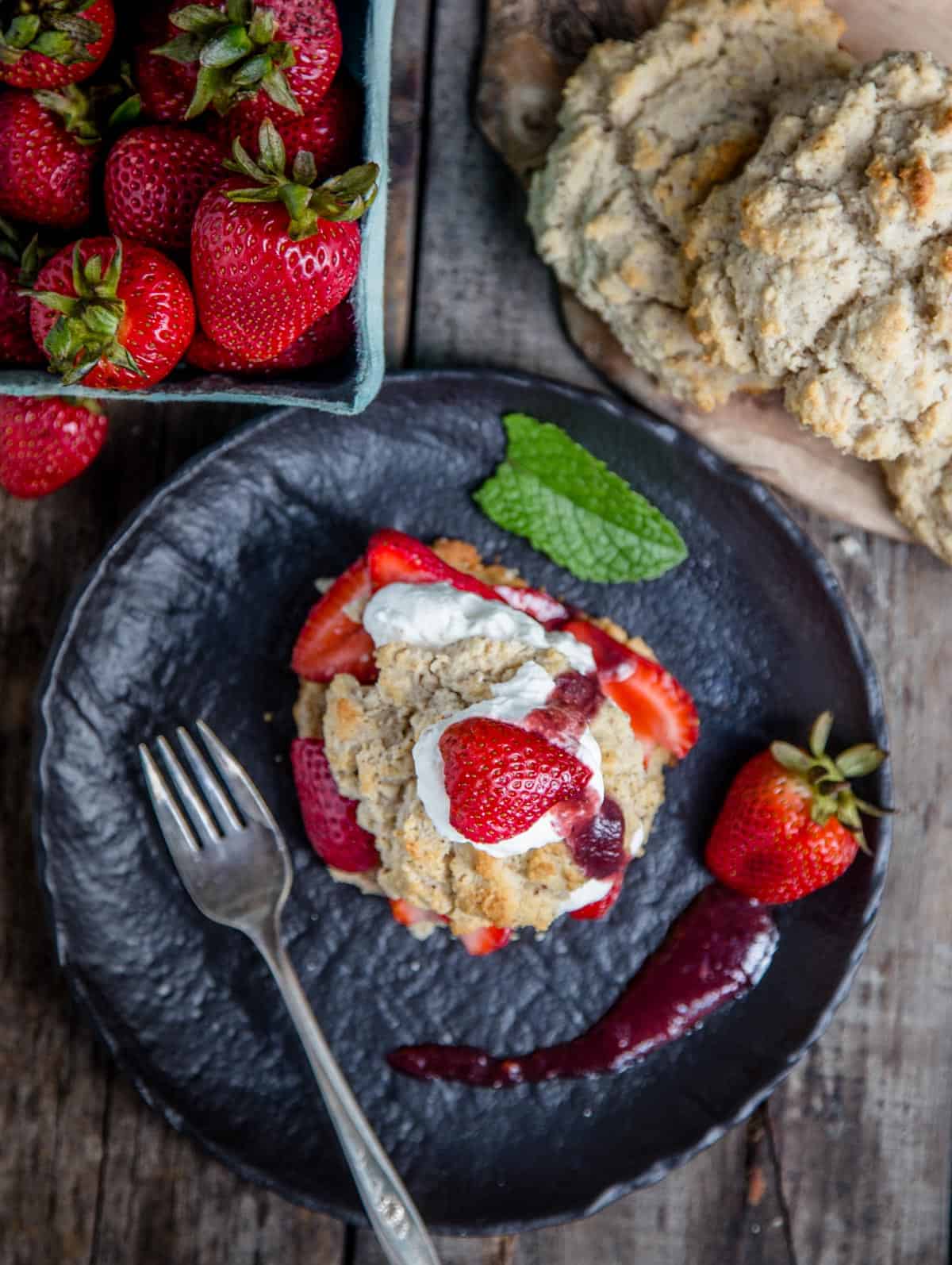 A top down shot of a summertime classic dessert 