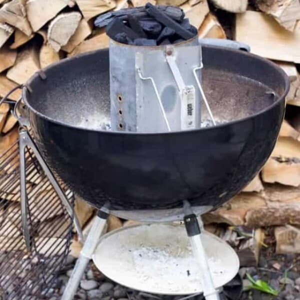 chimney starter in kettle grill
