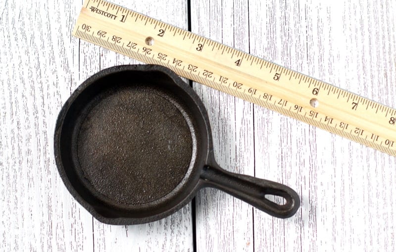 Small shop skillet pan