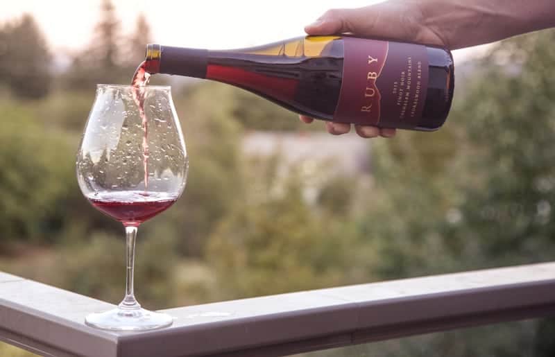 Ruby Winery Pinot Noir Laurelwood Blend 