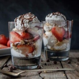 Grilled Strawberry Sundaes