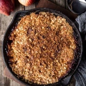 grilled apple crisp cooling