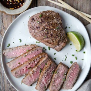 Gegrillter Ahi-Thunfisch