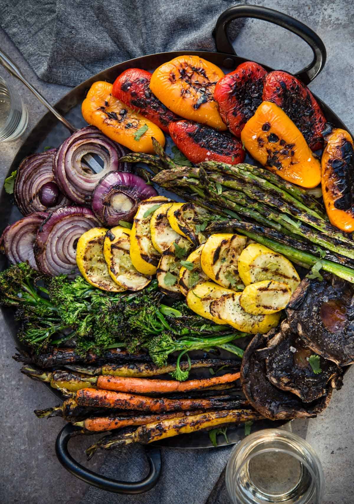 A platter of grilled vegetables.