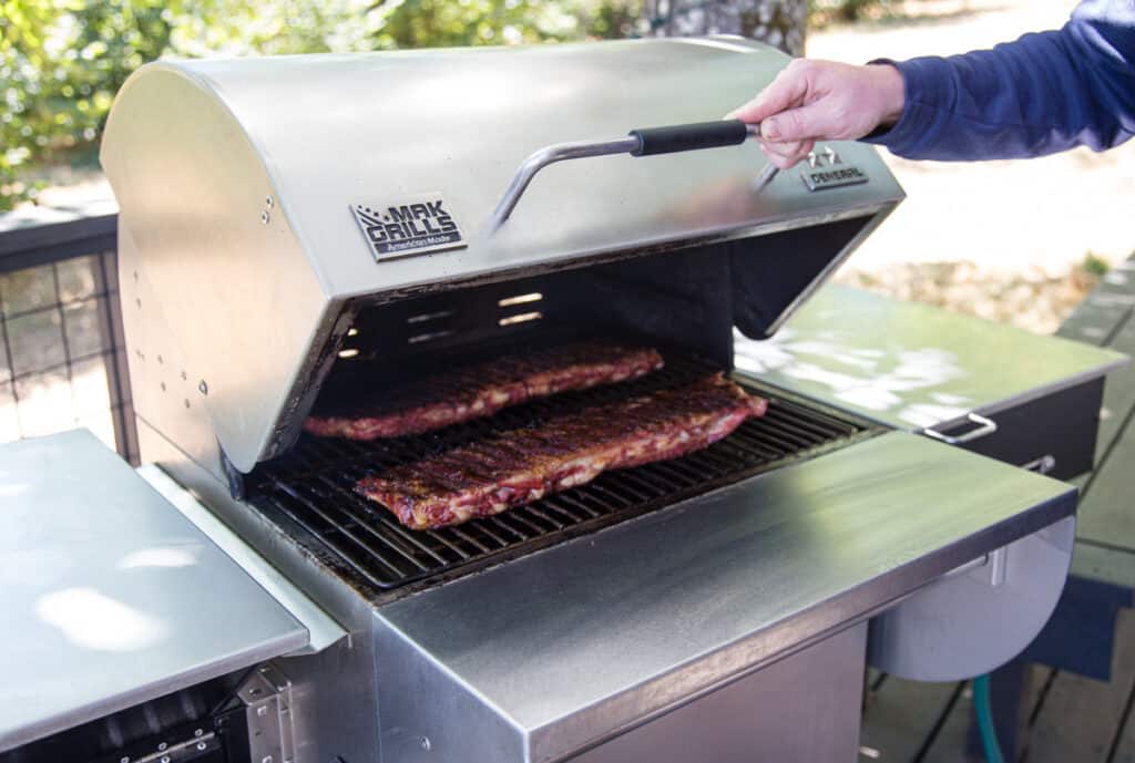 MAK Two Star General Pellet Grill with Ribs