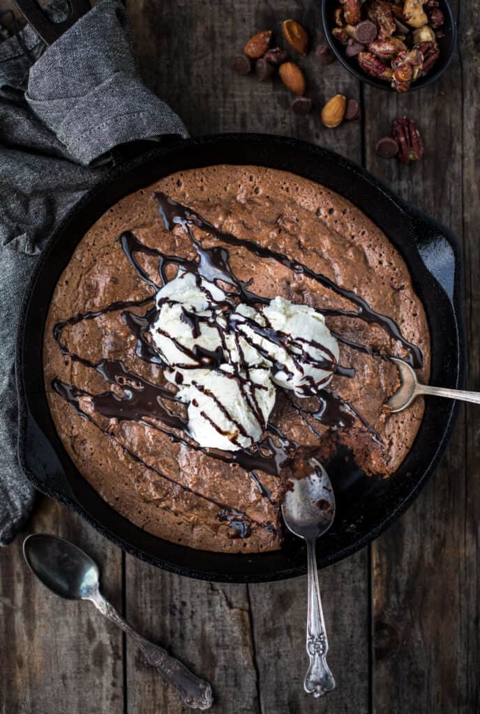 Skillet Brownies on the Grill (Gluten Free) Vindulge
