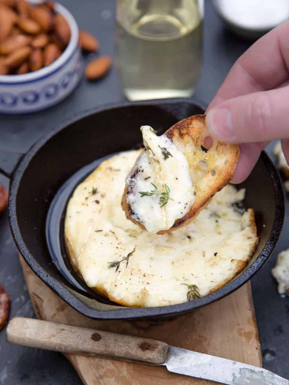 Grilled Baked Brie Vindulge
