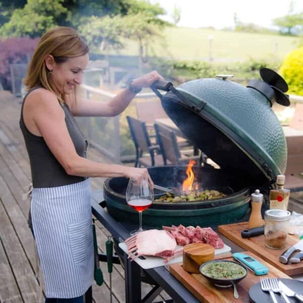 mary cressler, from Vindulge, grilling on a big green egg.