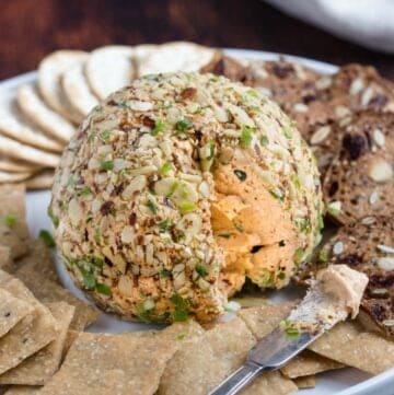Smoked Cheese Ball with crackers