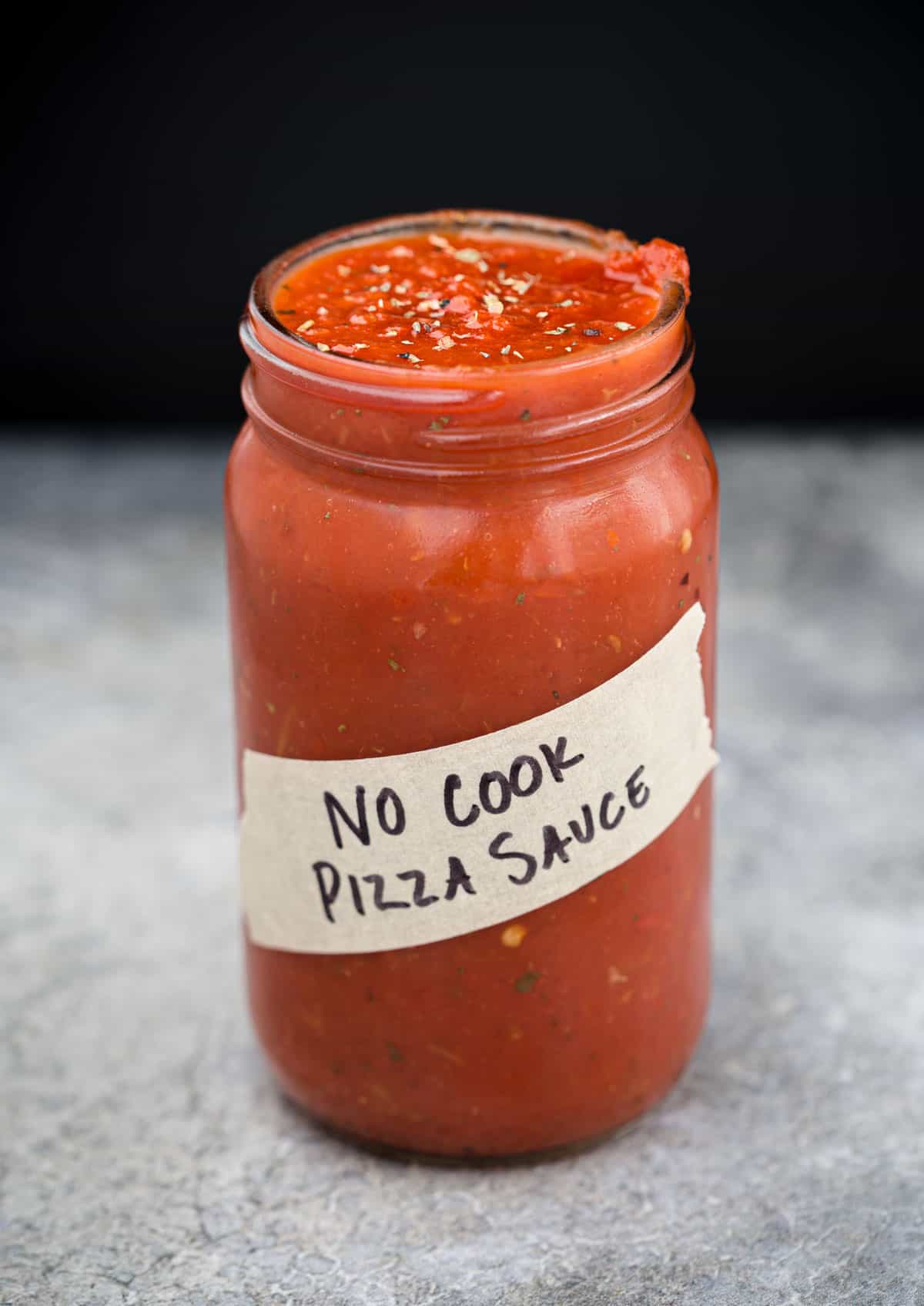 A jar of no cook pizza sauce.
