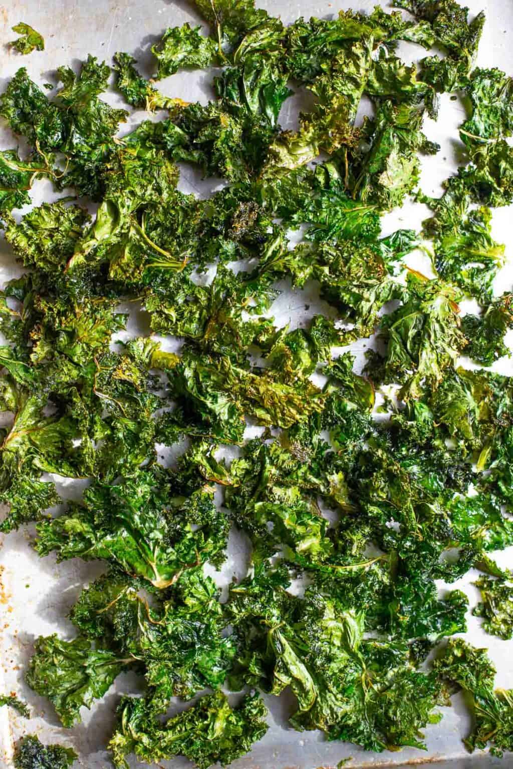 Smoked Kale Chips Crispy and Delicious! Vindulge