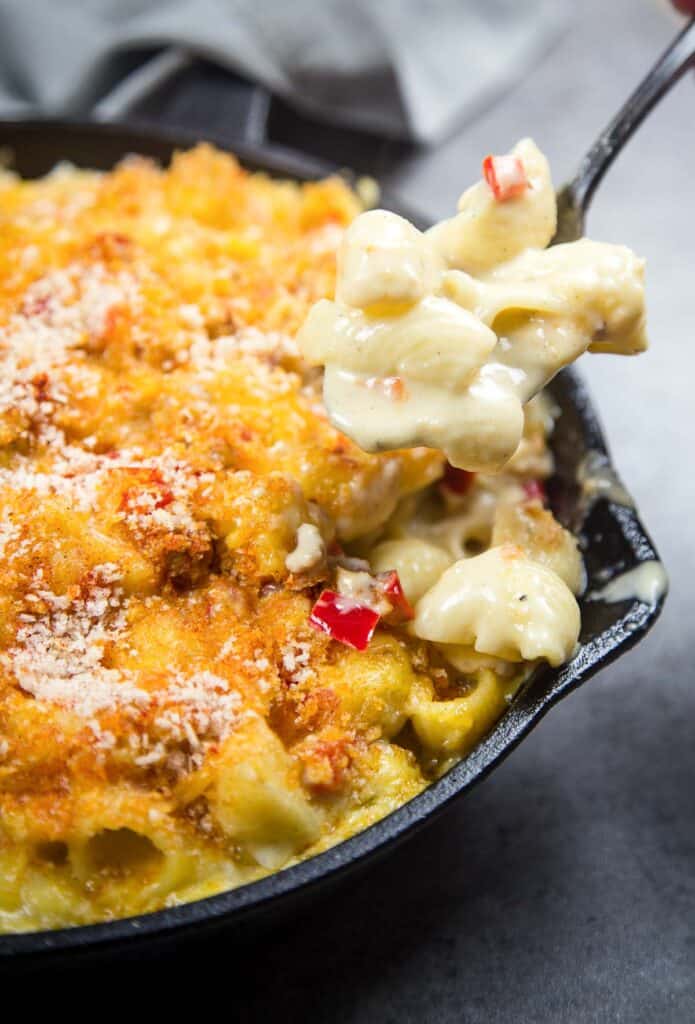 Smoked Tri Tip Mac and Cheese Cooked On The Grill Vindulge