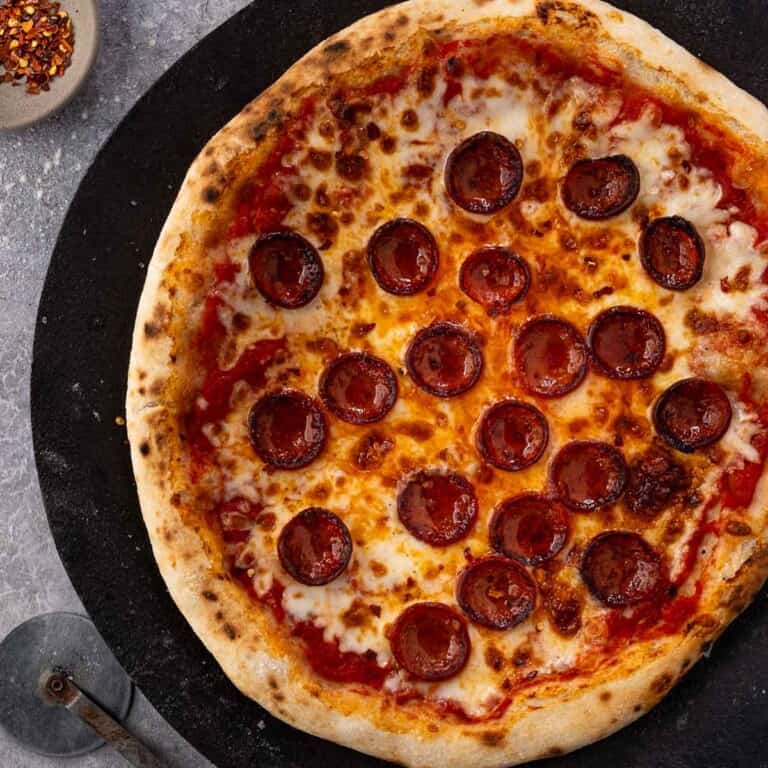 Spicy Neapolitan Style Pizza with Soppressata and Coppa Vindulge